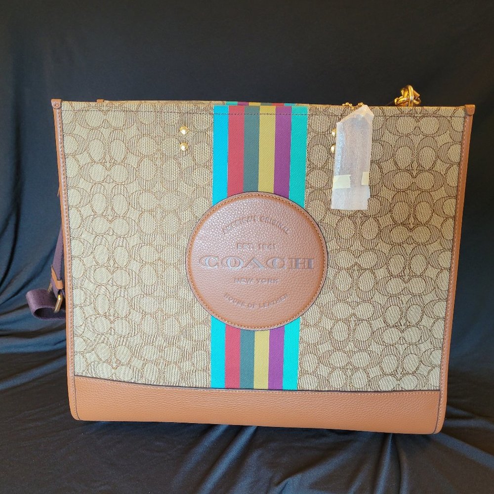 NWT! Beautiful Dempsey Tote 40 In Signature Jacquard With Stripe And Coach Patch